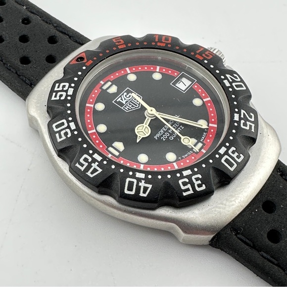 Tag Heuer Formula 1 Midsize 35mm Wrist Watch - Picture 9 of 11